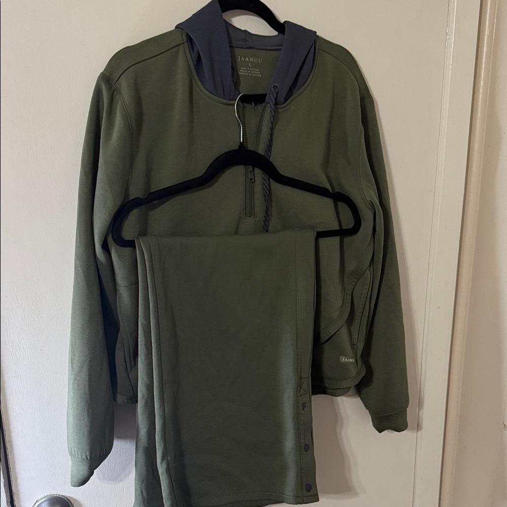 Jaanuu Sage Green Lounge Set